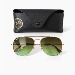 RAY-BAN The General aviators in Bronze/Green + Case